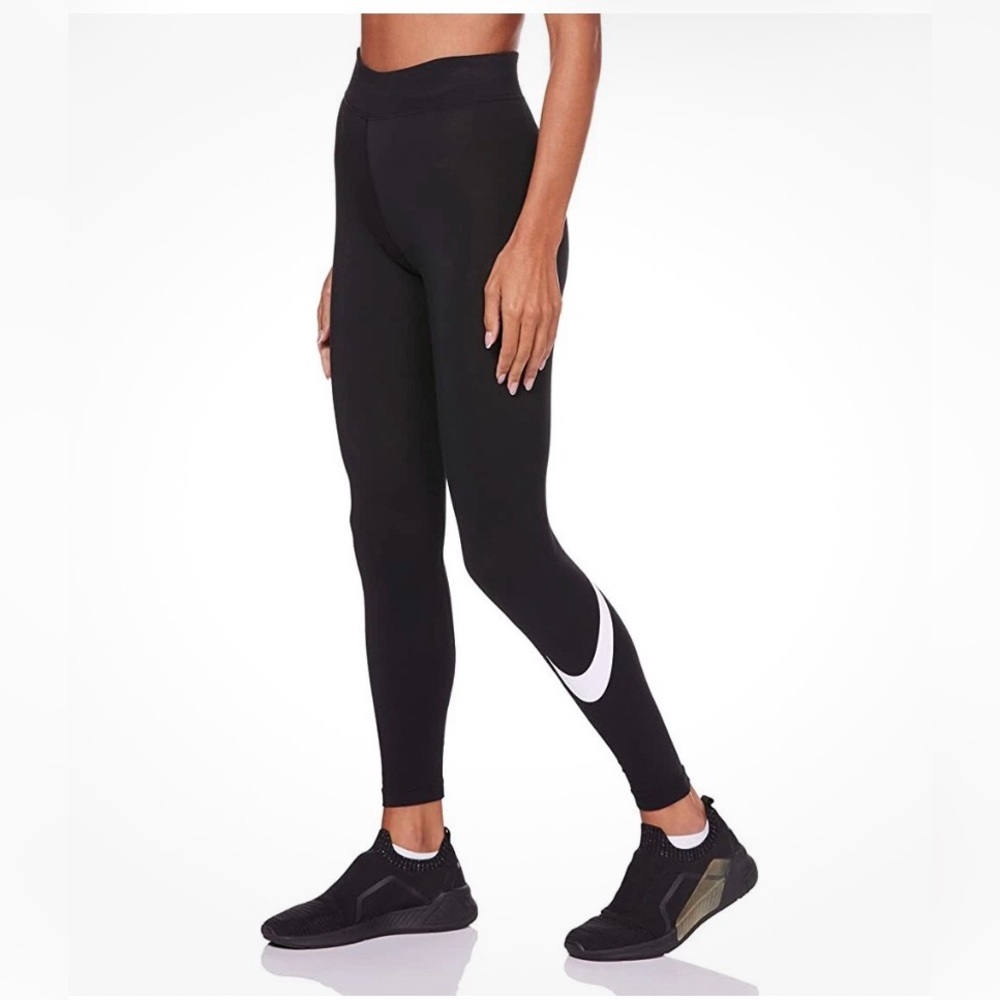 Nike Sportswear Women's Leg-A-See Swoosh Leggings in Black